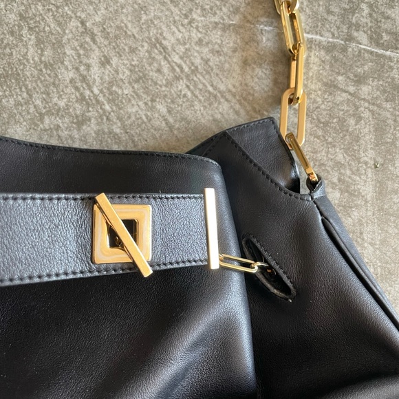 Vintage Gucci Black Soft Leather Bag With One Shoulder Gold Chain - Picture 8 of 10
